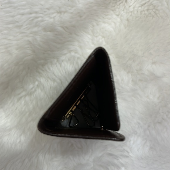 Authentic Louis Vuitton key and cash holder - Picture 5 of 10